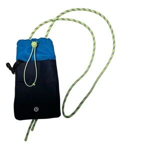 Lululemon PlayForward Crossbody Pouch Blue Black Mini Bag Phone Case Travel Bag